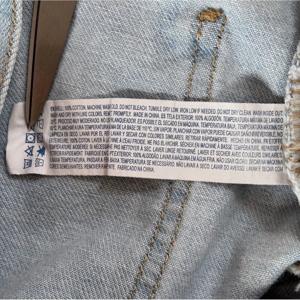 Old Navy Womens Jorts Denim Shorts Blue Jean Asymmetrical Zipper Distressed 28